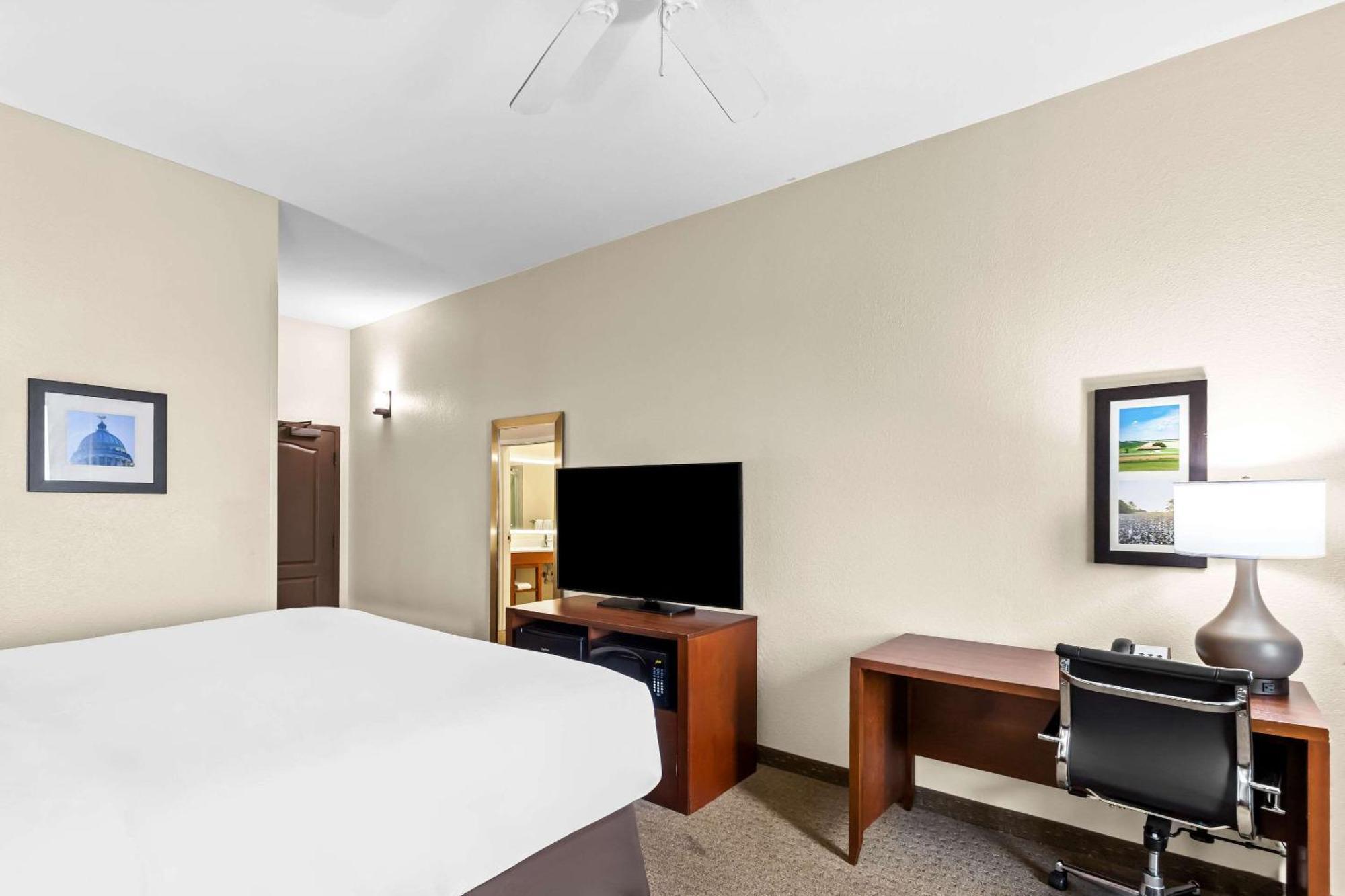 Comfort Inn & Suites Grenada Exteriör bild